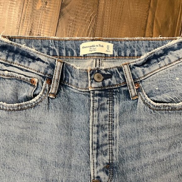 Abercrombie & Fitch The Dad High Rise Jeans Straight Distressed Size 27/4s - Picture 7 of 8